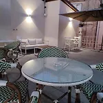 Le Nouveau Grand Tour - Dimora Del Commendatore 3*
