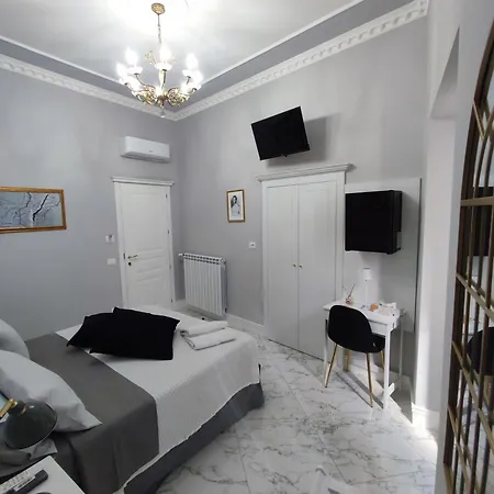 Couette-café Le Nouveau Grand Tour - Dimora Del Commendatore San Giorgio Morgeto