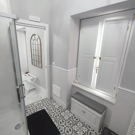 Le Nouveau Grand Tour - Dimora Del Commendatore Bed and Breakfast
