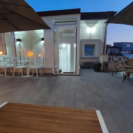 Le Nouveau Grand Tour - Dimora Del Commendatore Couette-café